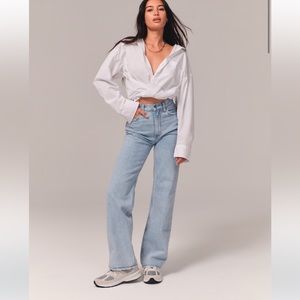 Abercrombie & Fitch High Rise 90’s Relaxed Jean Size 27R